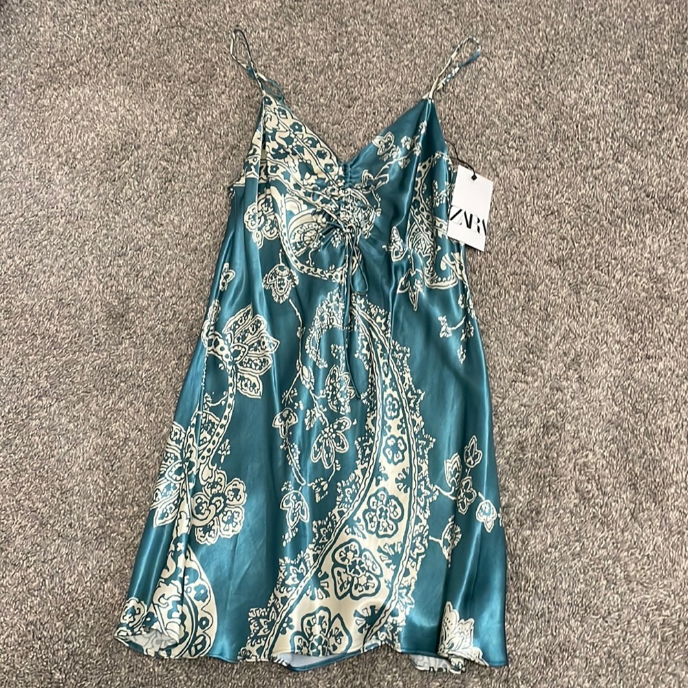 Zara NWT paisley satin dress